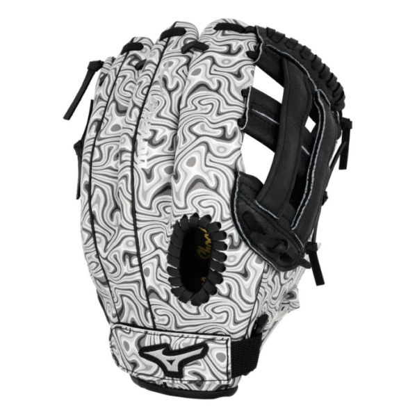Mizuno Youth Prospect Powerclose Technology makes catching significantly easier to help your Prospect learn to love the game.